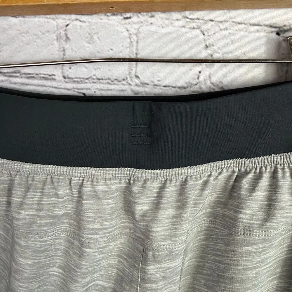 lululemon athletica Men's Athletic Shorts in Light Gray with Black Waistband